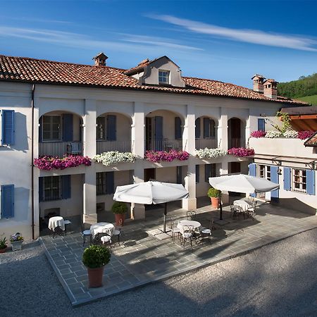 Marcarini Agriturismo Neviglie Exterior foto