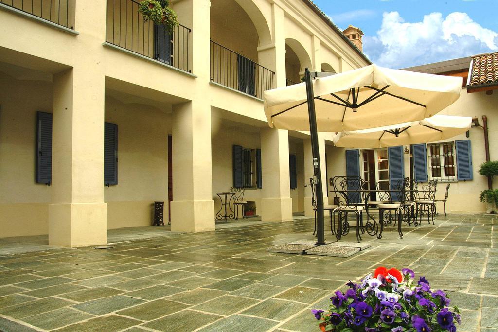Marcarini Agriturismo Neviglie Exterior foto